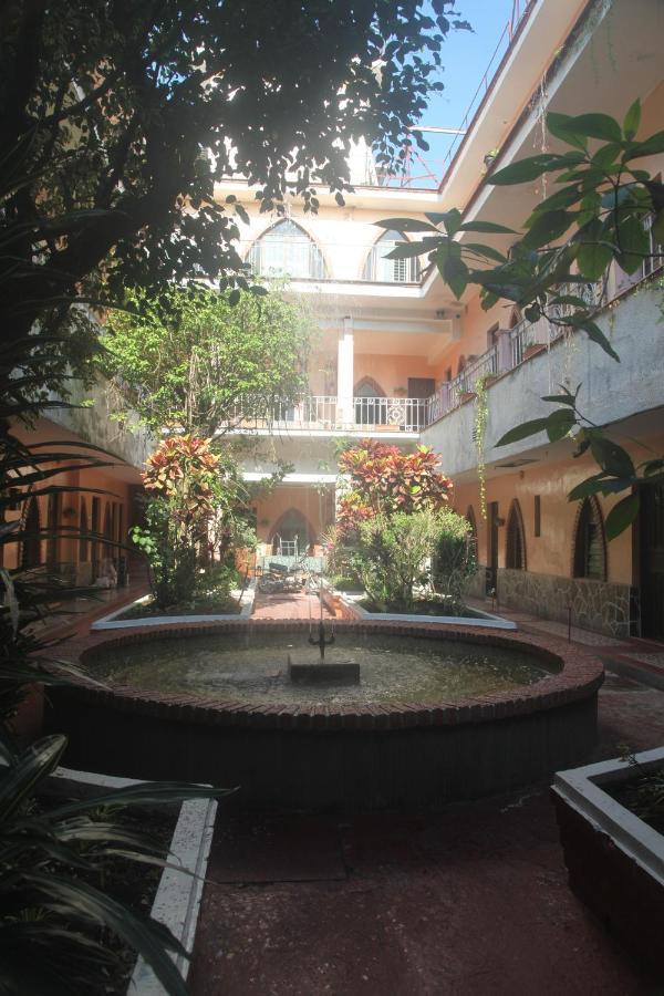Hotel Iberia Cordoba Bagian luar foto